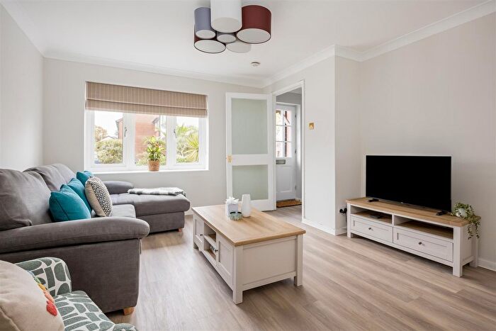 3 Bedroom Property To Rent In Vallis Close, Poole, BH15