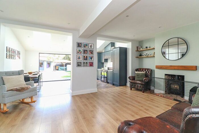 5 Bedroom Semi-Detached House For Sale In Kings Road, Birchington, Kent, CT7