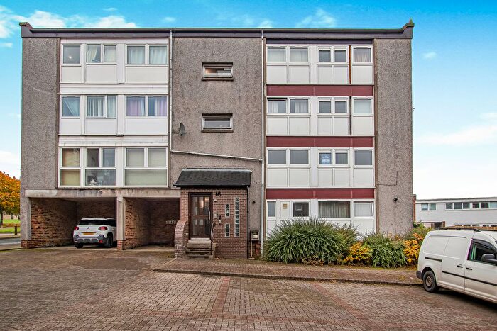 2 Bedroom Flat For Sale In Glenacre Road, Cumbewrnauld, G67