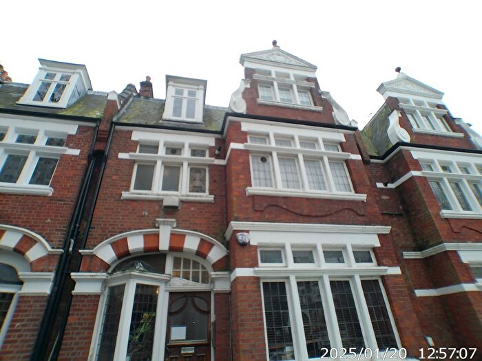 Studio To Rent In Belsize Avenue, Belsize Park, NW3