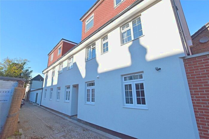 1 Bedroom Flat To Rent In Sundridge Place, Addiscombe, Croydon, CR0