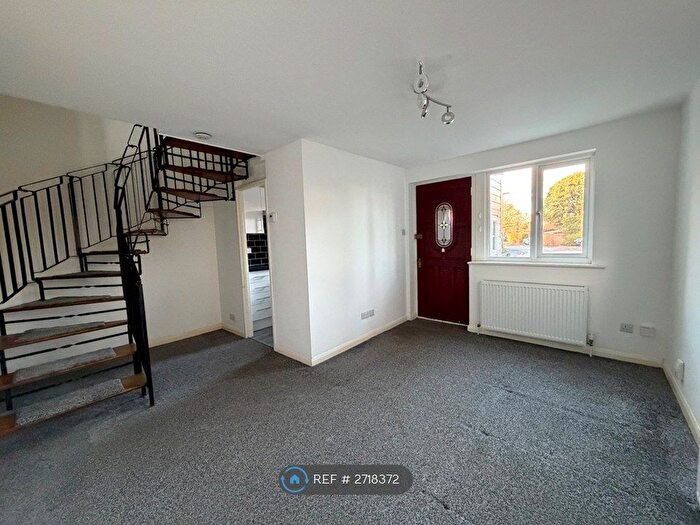 1 Bedroom Semi-Detached House To Rent In Spruce Avenue, Waterlooville, PO7