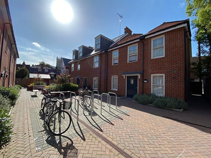 1 Bedroom Flat To Rent In Queningate Court Havelock Street, Canterbury, CT1
