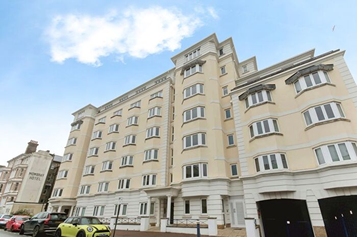 2 Bedroom Flat For Sale In Compton Street, Eastbourne, East Sussex, BN21