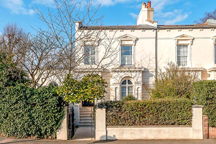 5 Bedroom Semi Detached House For Sale In Park Hall Road, West Dulwich, SE21