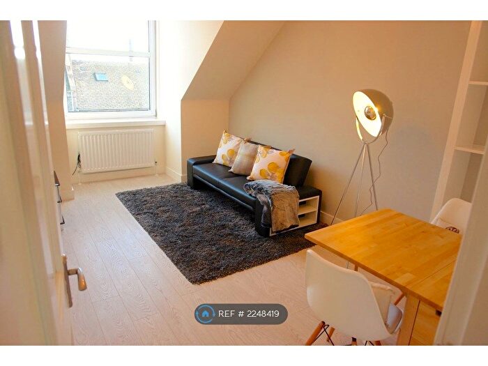 1 Bedroom Flat To Rent In Stafford Street, Aberdeen, AB25
