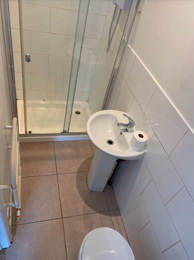 1 Bedroom Flat To Rent In Warwick Road, London, SW5