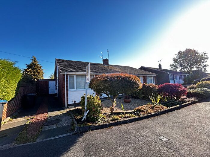 2 Bedroom Semi-Detached Bungalow For Sale In York Crescent, Durham, County Durham, DH1