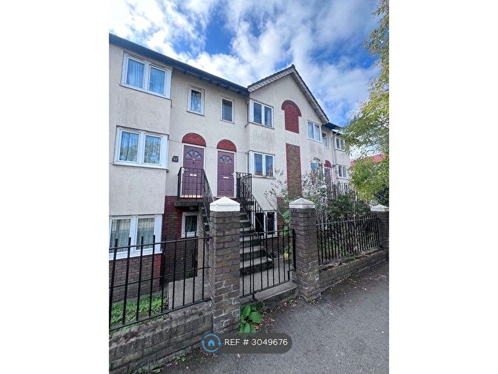 4 Bedroom Terraced House To Rent In Cranmer Road, London, SW9