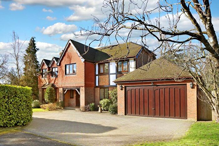 5 Bedroom Detached House For Sale In Hill Place, Farnham Common, Buckinghamshire, SL2