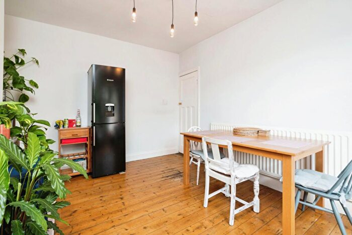 3 Bedroom Semi-Detached House For Sale In Willowbank Avenue, Bolton, Lancashire, BL2
