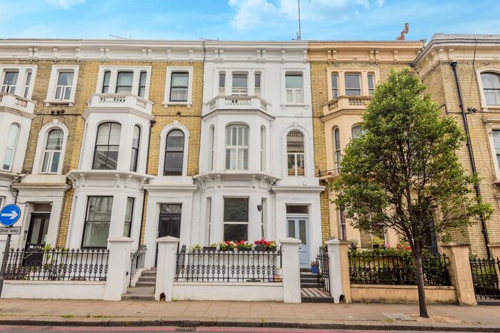 1 Bedroom Flat For Sale In Finborough Road, London, SW10