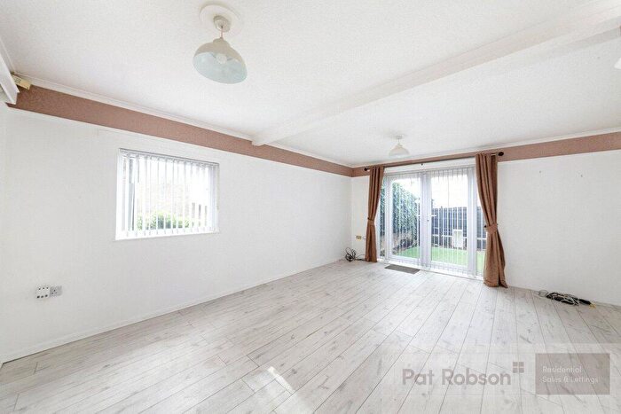 3 Bedroom End Of Terrace House To Rent In Brinkburn Street, Byker, Newcastle Upon Tyne, NE6