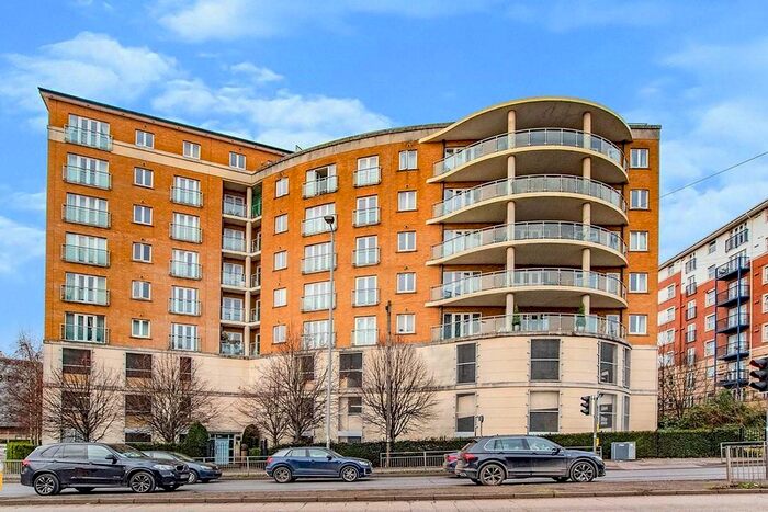 1 Bedroom Flat To Rent In Handleys Court, Selden Hill, Hemel Hempstead, Hertfordshire HP2