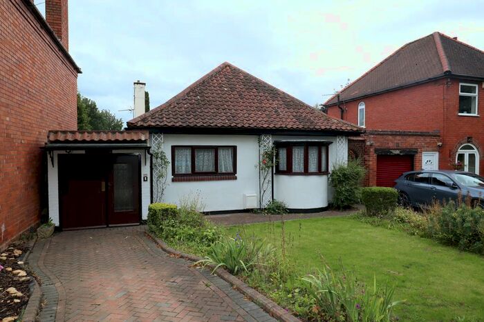 2 Bedroom Detached Bungalow To Rent In Burton Road, Lincoln, LN1