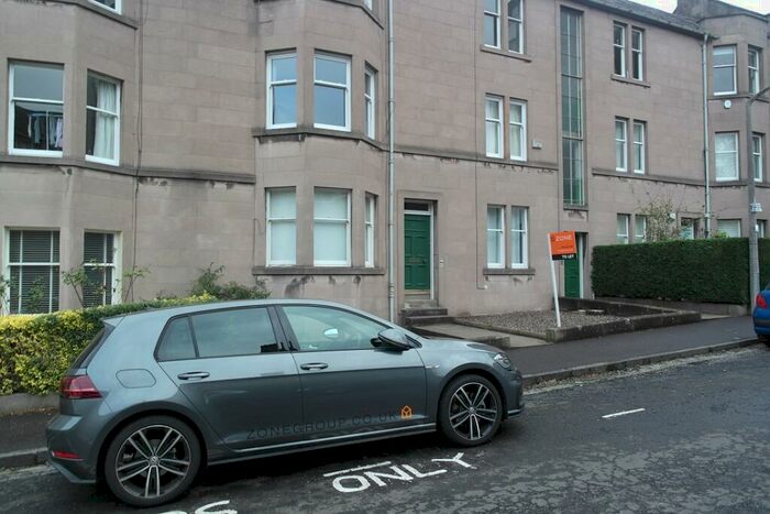 3 Bedroom Flat To Rent In , Learmonth Crescent, Edinburgh, EH4