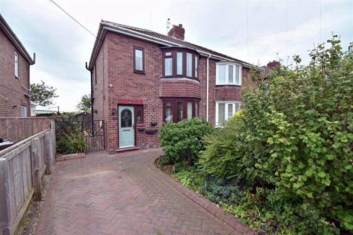 3 Bedroom Semi-Detached House For Sale In Cleves Avenue, Ferryhill, DL17