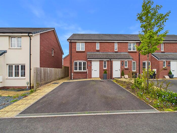 3 Bedroom End Of Terrace House For Sale In Riverton Road, Barnstaple, EX31