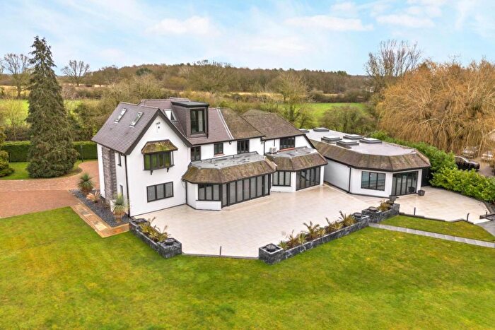 5 Bedroom Detached House To Rent In Wantz Road, Margaretting, CM4