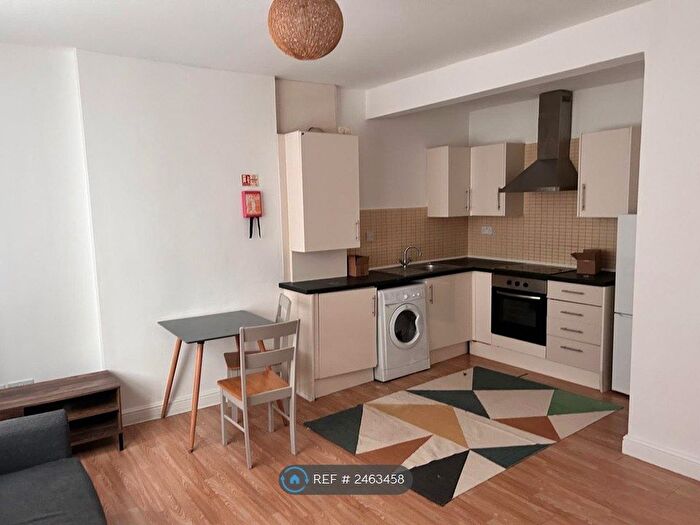 2 Bedroom Flat To Rent In Welford Road, Leicester, LE2