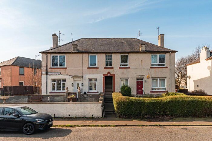 2 Bedroom Flat For Sale In Stenhouse Avenue, Edinburgh, EH11
