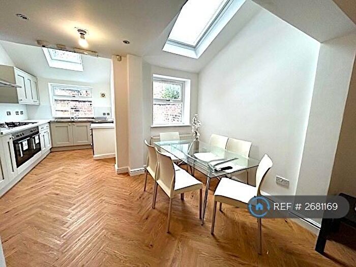 8 Bedroom Terraced House To Rent In Kenmare Road, Liverpool, L15