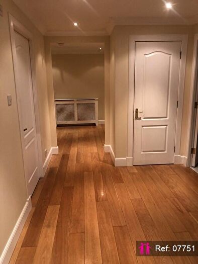 3 Bedroom Apartment To Rent In Rattray Drive, Edinburgh, EH10