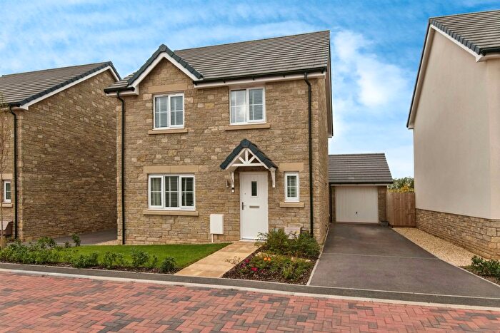 4 Bedroom Detached House For Sale In Curlew Close, Axminster, EX13