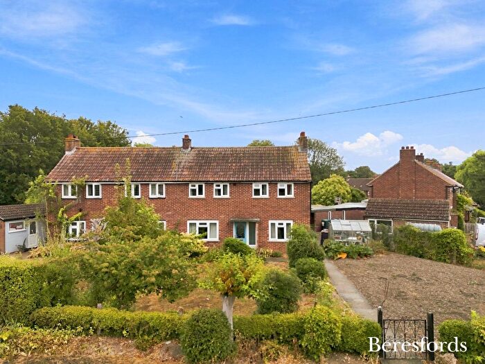 3 Bedroom Semi-Detached House For Sale In Vicarage Road, Pleshey, CM3