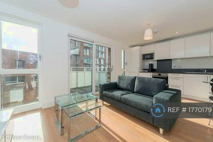 Studio To Rent In Hannaford Walk, London, E3