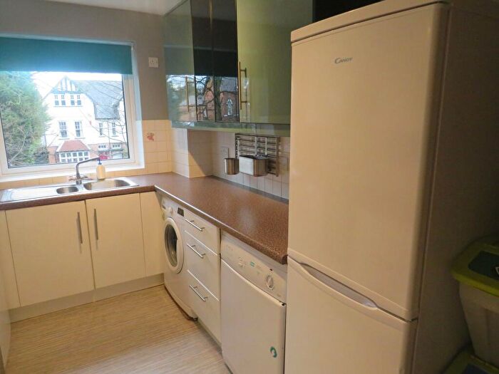 2 Bedroom Flat To Rent In Boldmere Road, Sutton Coldfield, B73