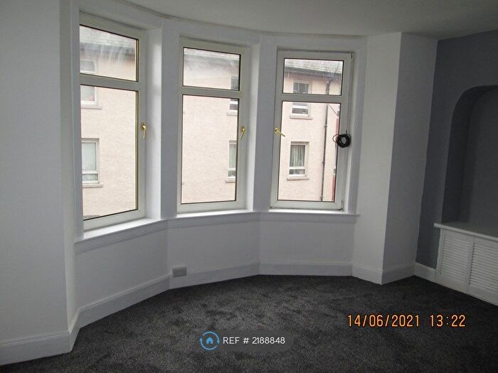 1 Bedroom Flat To Rent In Highholm Street, Port Glasgow, PA14