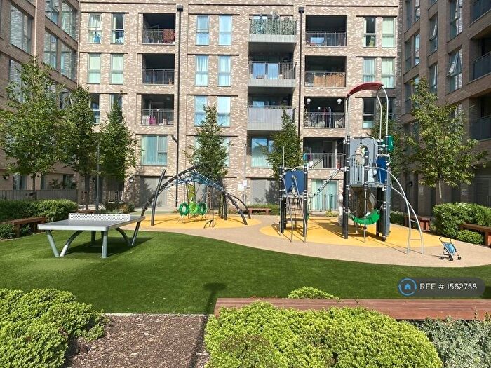 1 Bedroom Flat To Rent In Thomas Road, Poplar, E14