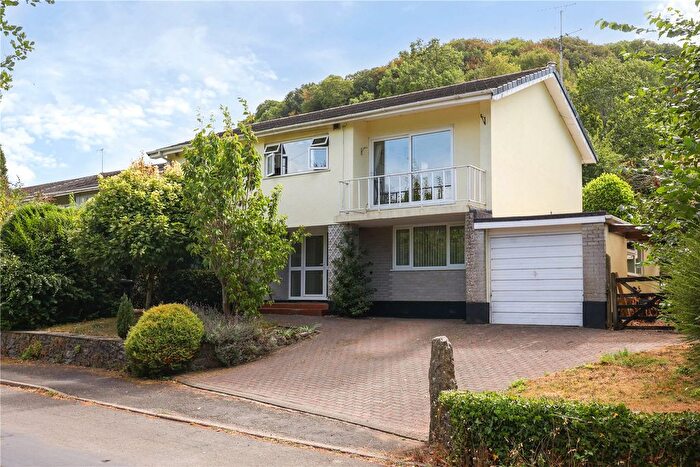 4 Bedroom Detached House For Sale In Old Totnes Road, Buckfastleigh, Devon, TQ11