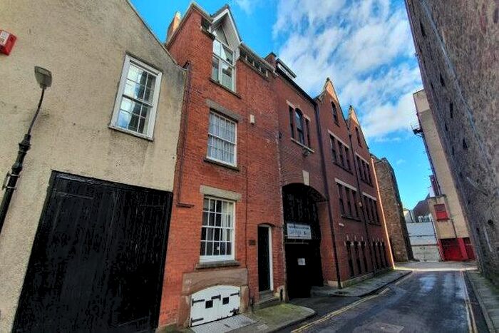 Studio To Rent In Orchard Cottage, Bristol, BS1