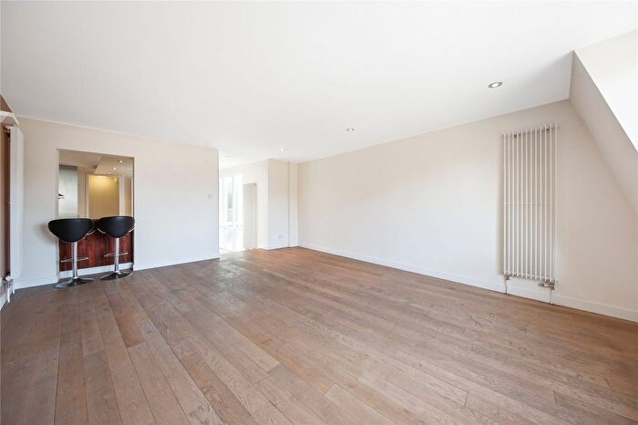 2 Bedroom Flat To Rent In The Design Works, Goswell Road, EC1V