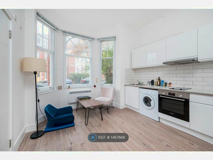 Studio To Rent In Glenloch Road, London, NW3