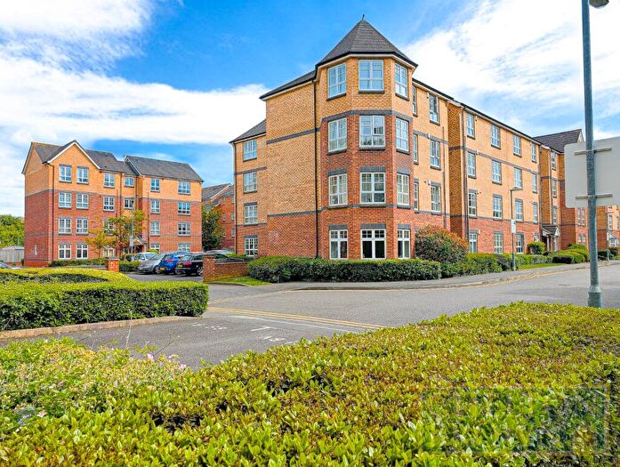 2 Bedroom Apartment For Sale In Beckets View, Northampton, NN1