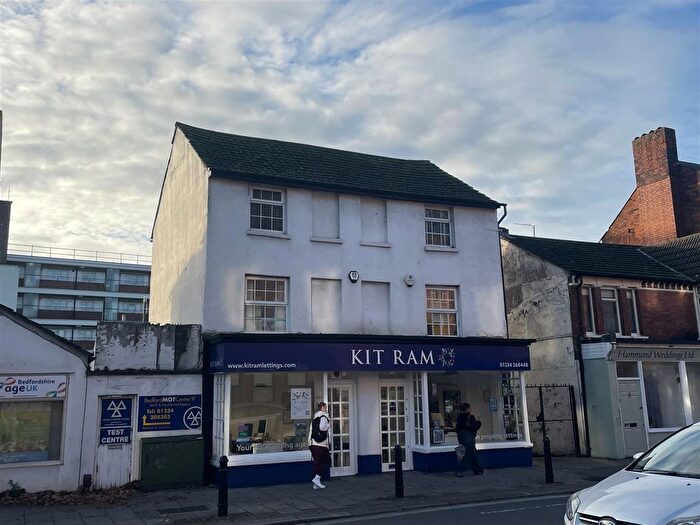 1 Bedroom Flat To Rent In Bromham Road, Bedford, MK40