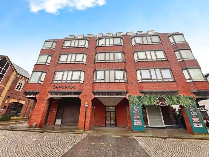 1 Bedroom Flat To Rent In Provincial House, Nelson Square, Bolton Town Centre, BL1