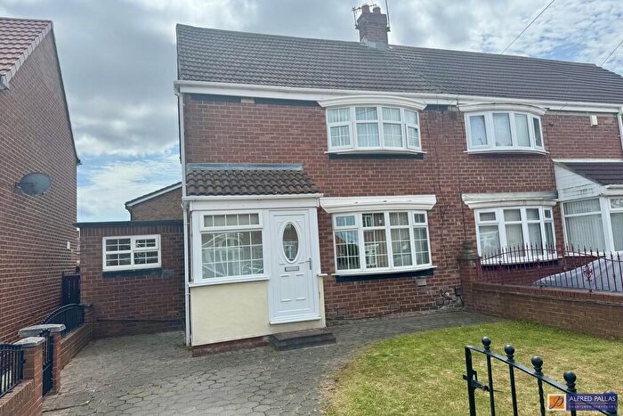 2 Bedroom Semi-Detached House For Sale In Rochdale Road, Redhouse, SR5