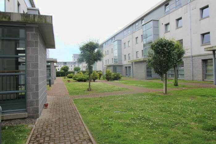 2 Bedroom Flat To Rent In Merkland Lane, Aberdeen, AB24