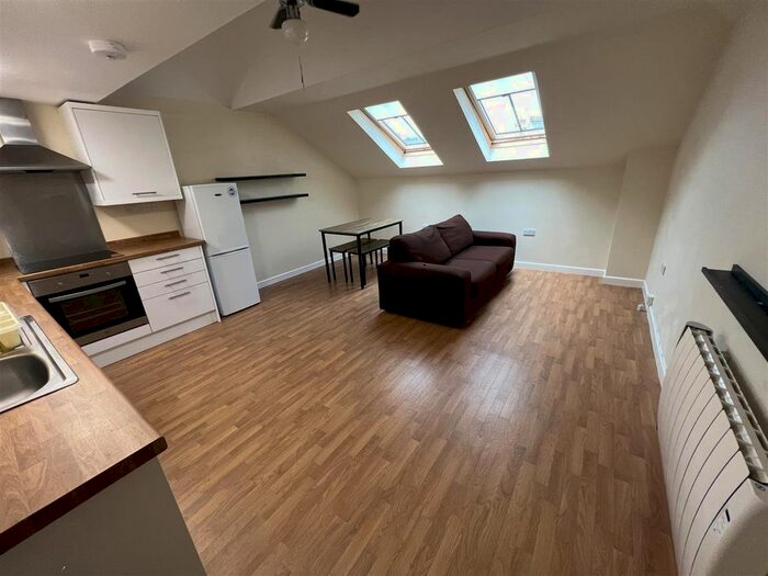 2 Bedroom Property To Rent In Northgate Street, Aberystwyth, SY23