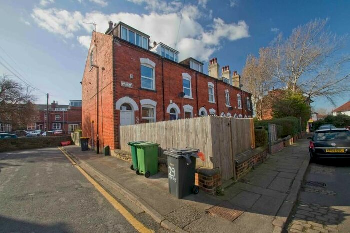 3 Bedroom Terraced House To Rent In Ash Terrace, Headingley, Leeds, LS6