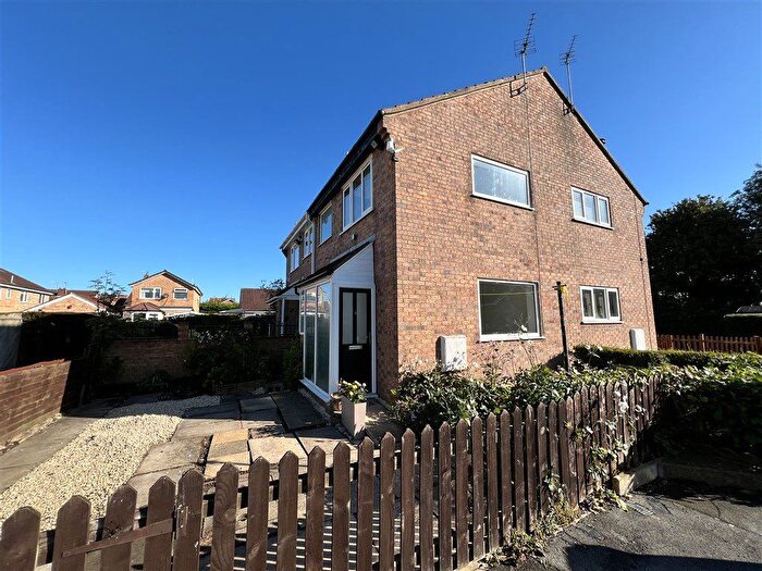 1 Bedroom Property To Rent In Pinfold Court, Sherburn In Elmet, LS25