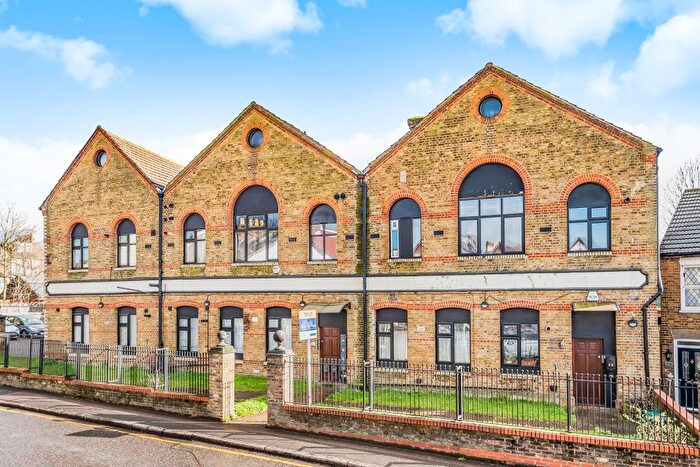 1 Bedroom Property To Rent In - Homesdale Road, Bromley, BR1