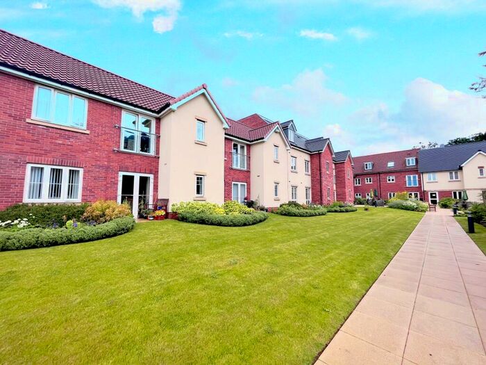 2 Bedroom Apartment To Rent In Louis Arthur Court, North Walsham, NR28