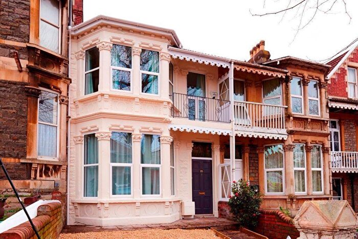 5 Bedroom Terraced House To Rent In Wells Road, Bristol, BS4