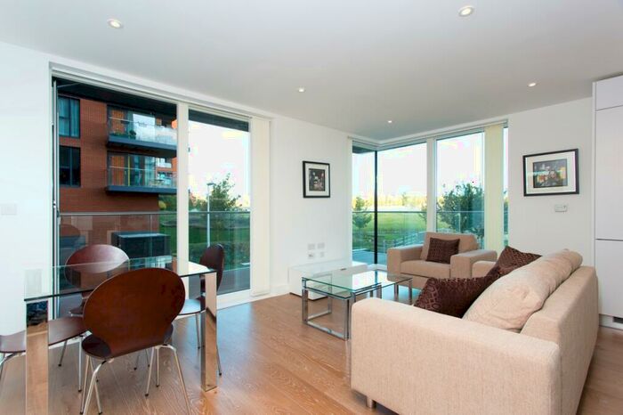 2 Bedroom Detached House To Rent In Merlin Court, Kidbrooke Village, London, SE3