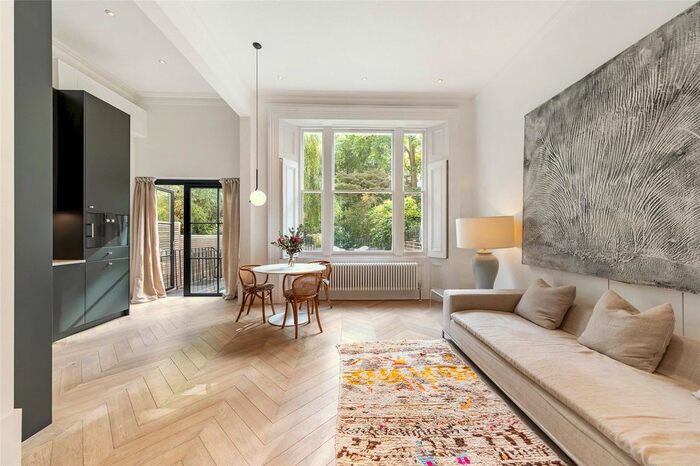 1 Bedroom Flat To Rent In Arundel Gardens, Notting Hill, W11